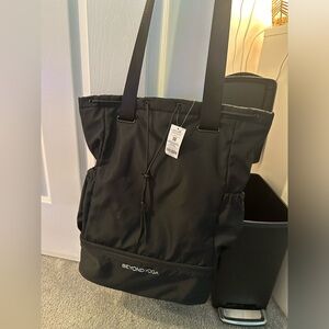 Fabfitfun beyond yoga tote black NEW